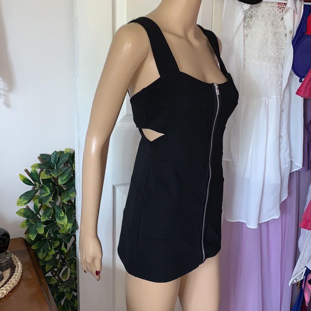 90s black zipper front cut out sides wide strap tunic tank top S M